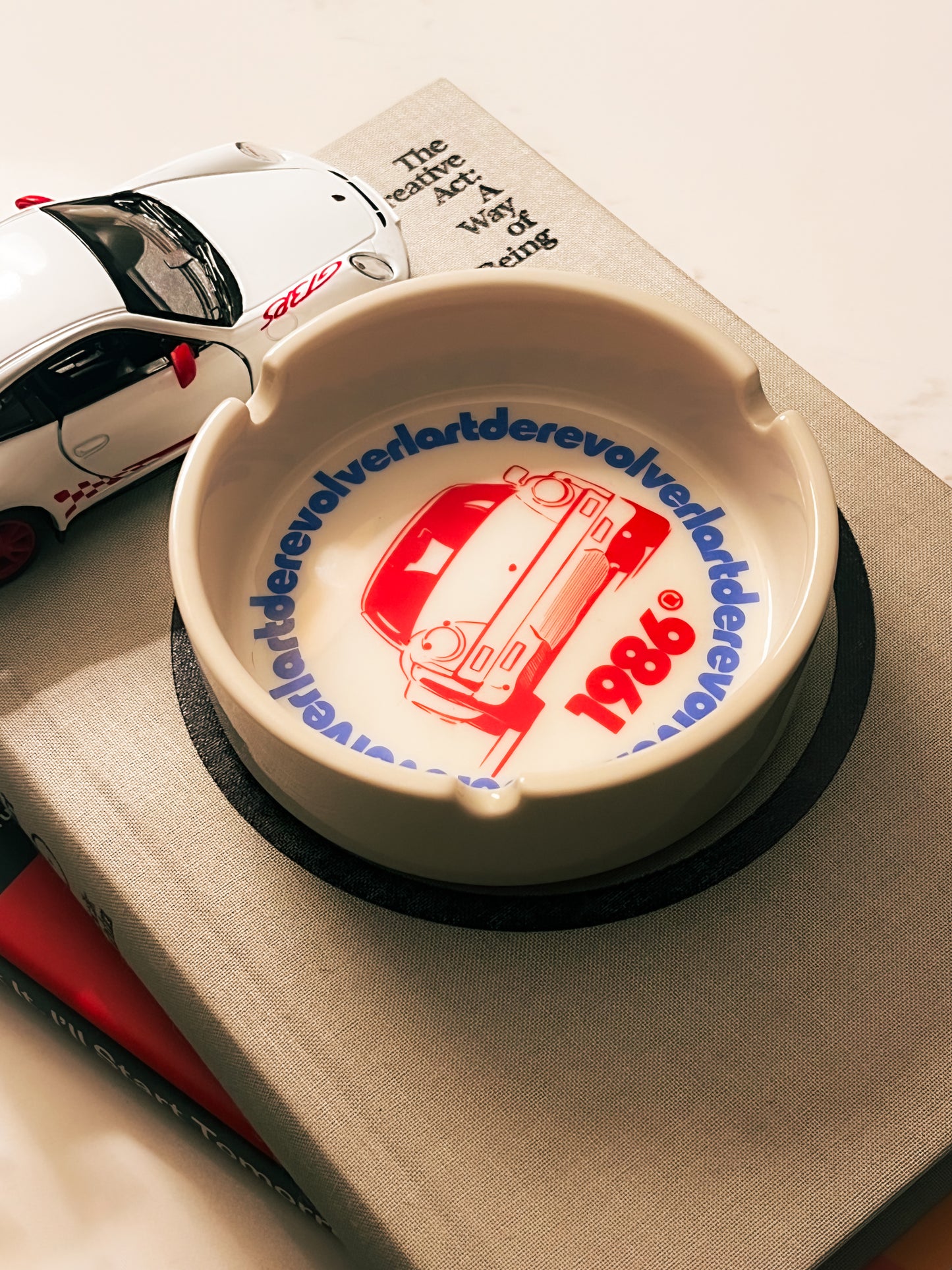 " '86 CARRERA " ASHTRAY